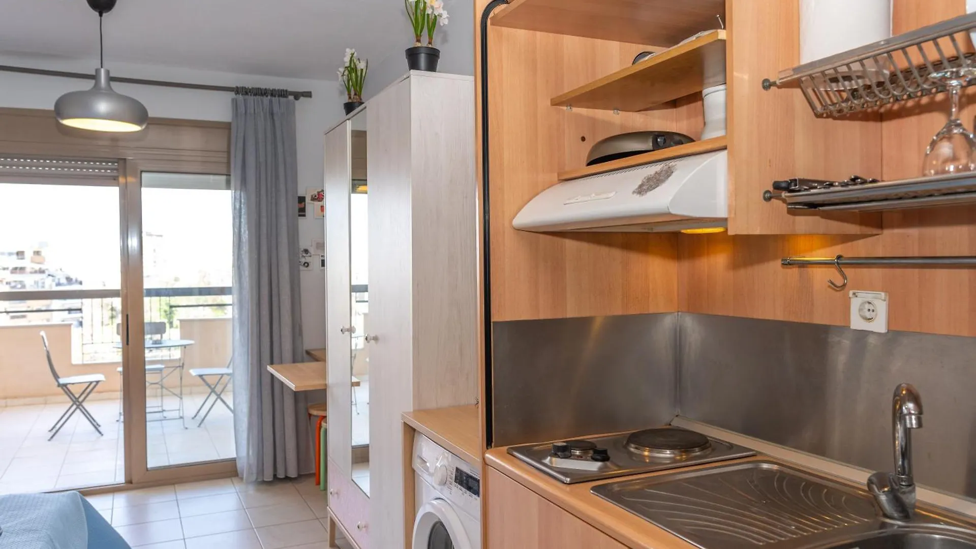 Kosmos Service Apartment Beautiful Studio 3 With Additional Cost Parking Salonic